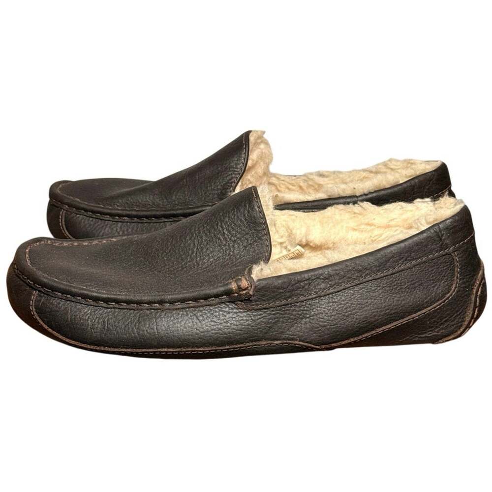 UGG Ascot Men's Dark Brown Leather Sheepskin Moccasin Slippers Size 11
